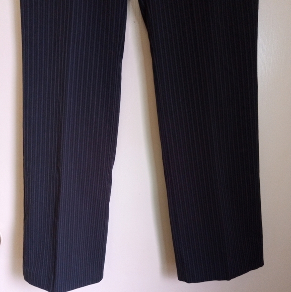 Daisy Fuentes moda black and grey pinstripe trousers women's size 4 - Picture 2 of 9